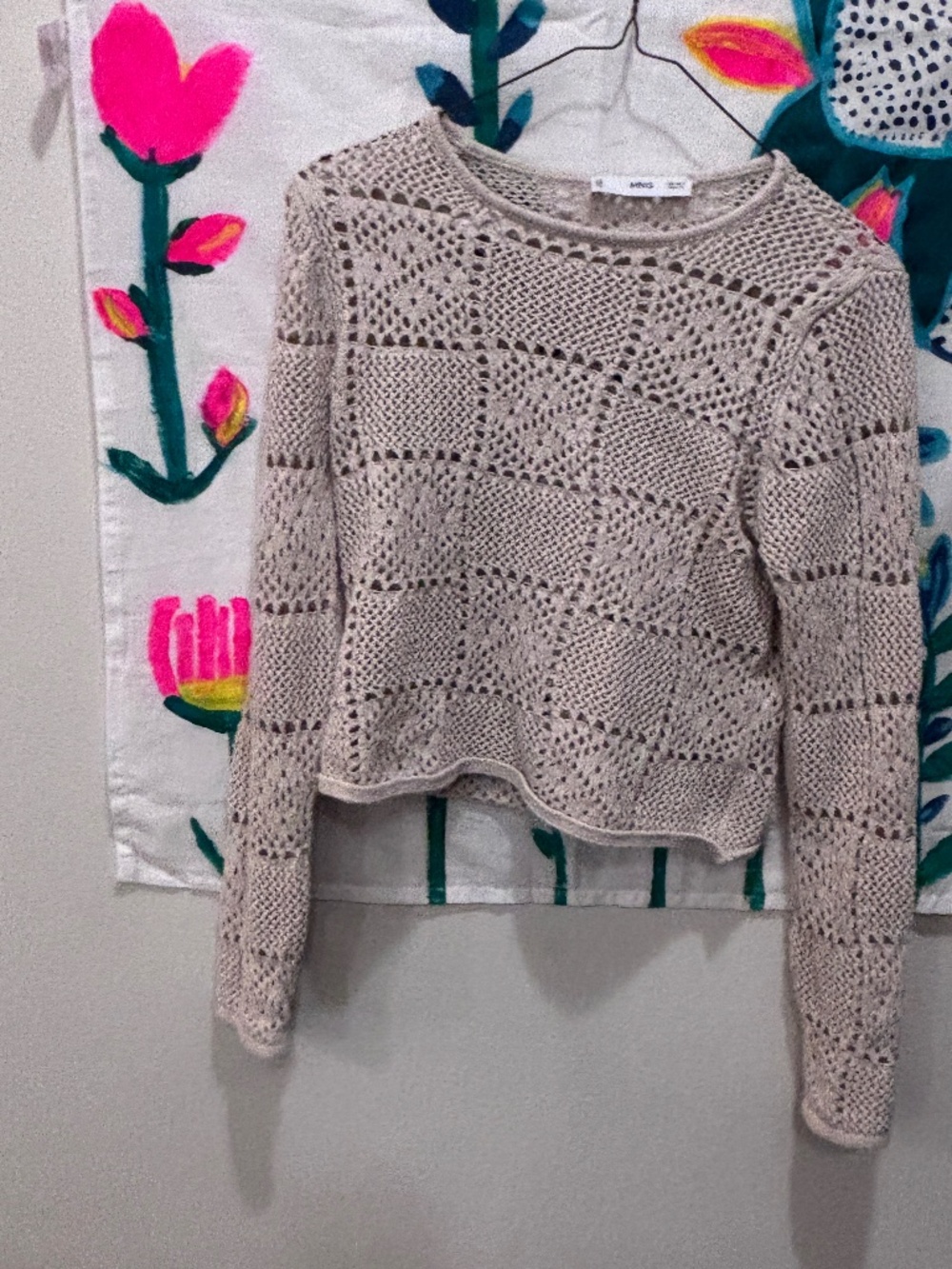 Zara size Small cream color open knit sweater